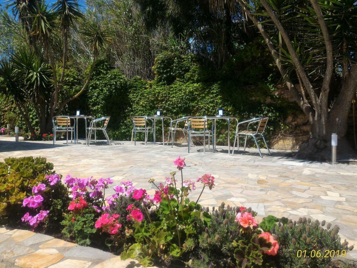 Meta Hotel Santa Teresa Gallura Exterior foto